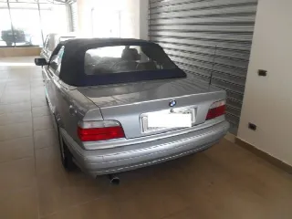Foto 3 di 6: BMW 318 cabrio benzina  