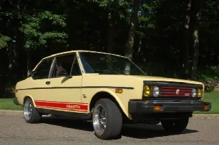 Foto 3 di 6: FIAT 131  