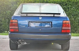 Foto 2 di 6: LANCIA Thema  