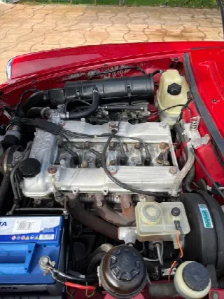 Foto 10 di 10: ALFA ROMEO Duetto 4.0 