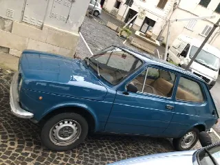 Foto 4 di 4: FIAT 127 Berlina  