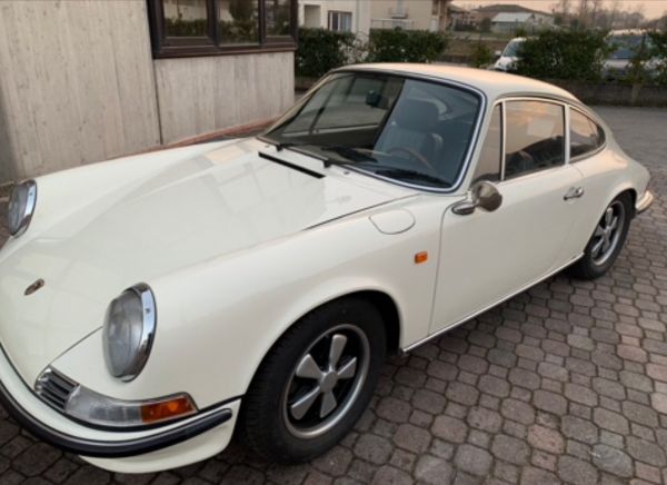 PORSCHE 911(1963-1973) Coupe 2200T  