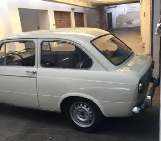 Foto 7 di 7: FIAT 850 Special 