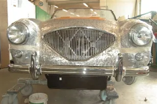 Foto 27 di 38: AUSTIN HEALEY 100  