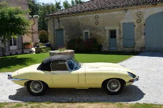 Foto 5 di 26: JAGUAR E-Type SI (1961-1968) 4.2 