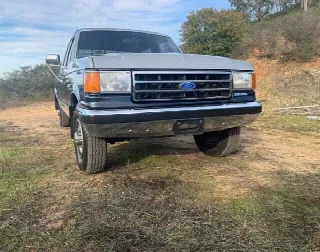 Foto 1 di 6: FORD F-350 