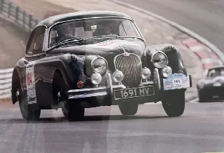 Foto 1 di 3: JAGUAR XK 150 3.8s Coupe original S specification, matching numbers
