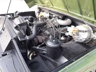 Foto 6 di 6: LAND ROVER Range Rover (1970-)  classic   