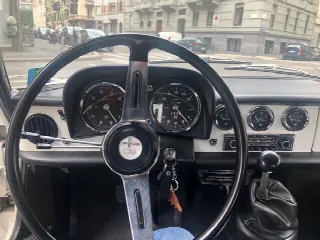 Foto 9 di 9: ALFA ROMEO Spider 1300 
