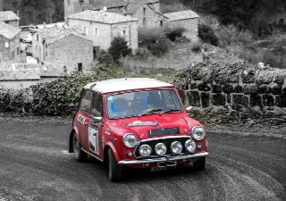 Foto 1 di 12: MINI CLASSIC (1959-2001) Cooper 1.3 innocenti GRUPPO 2 