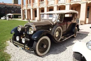 Foto 1 di 15: PACKARD TORPEDO 