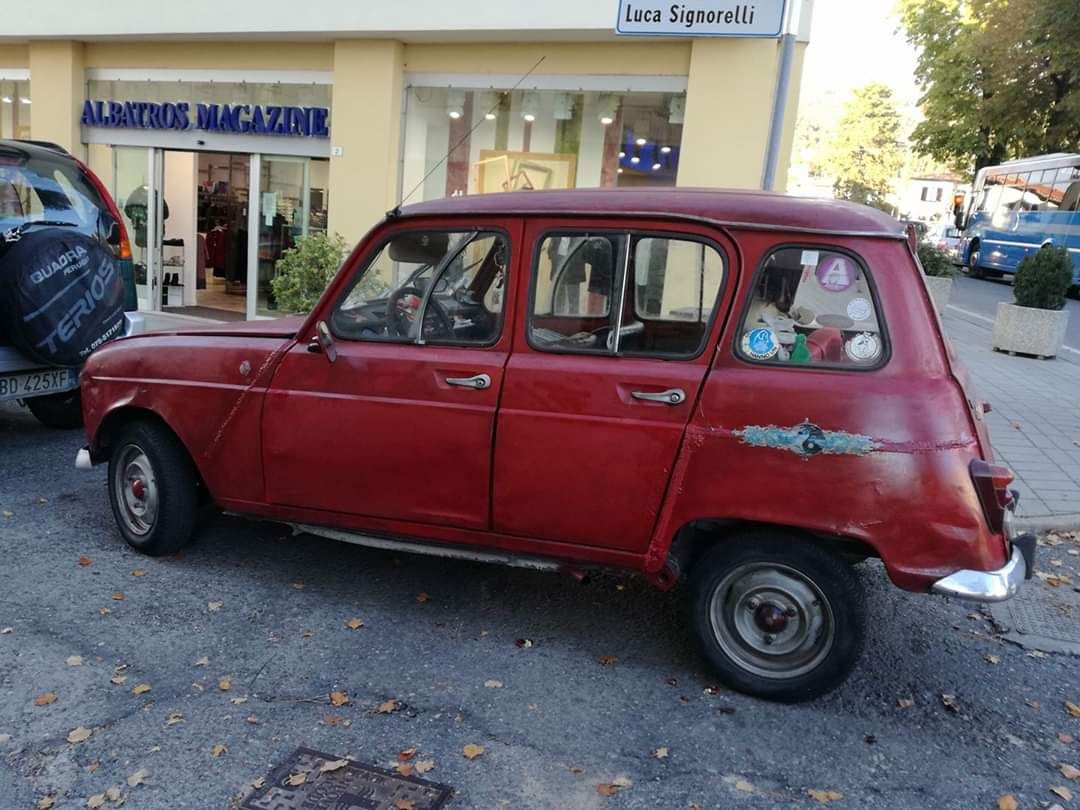 RENAULT R4 850 basic