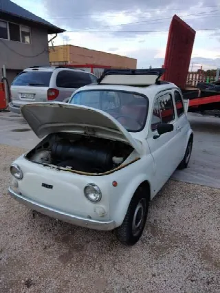 Foto 6 di 9: FIAT 500 110-F  