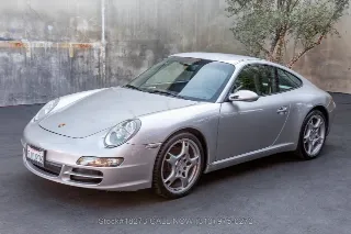 Foto 8 di 24: 2005 Porsche 997 Carrera