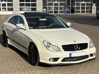 Foto 1 di 8: Mercedes-Benz CLS 500 | 2005 | Route 66 Auctions