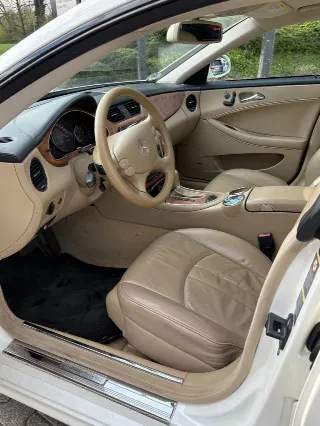 Foto 2 di 8: Mercedes-Benz CLS 500 | 2005 | Route 66 Auctions