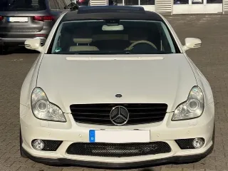 Foto 3 di 8: Mercedes-Benz CLS 500 | 2005 | Route 66 Auctions