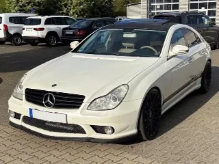 Foto 4 di 8: Mercedes-Benz CLS 500 | 2005 | Route 66 Auctions
