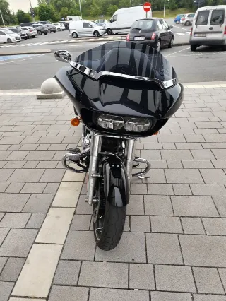 Foto 3 di 5: Harley-Davidson Road Glide Special | 2021 | Route 66 Auctions