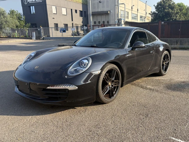 Porsche 911 Carrera | 2012 | Route 66 Auctions