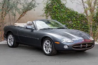 Foto 1 di 24: 2001 Jaguar XK8