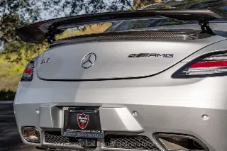 Foto 12 di 24: 2015 Mercedes Benz SLS