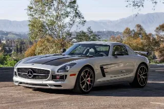 Foto 17 di 24: 2015 Mercedes Benz SLS