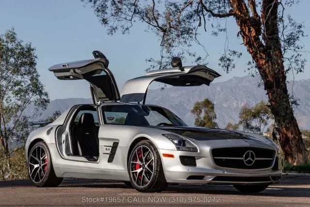 2015 Mercedes Benz SLS