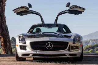 Foto 2 di 24: 2015 Mercedes Benz SLS