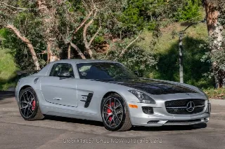 Foto 6 di 24: 2015 Mercedes Benz SLS