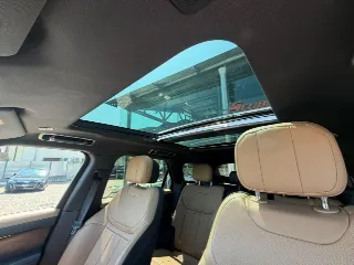 Foto 11 di 20: LAND ROVER Range Rover Sport