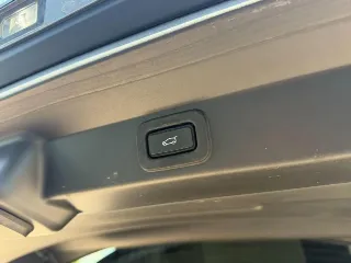 Foto 18 di 20: LAND ROVER Range Rover Sport