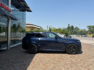 Foto 3 di 20: LAND ROVER Range Rover Sport