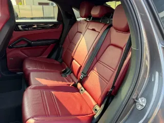 Foto 19 di 24: PORSCHE Cayenne