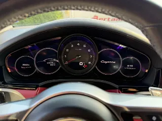 Foto 9 di 24: PORSCHE Cayenne
