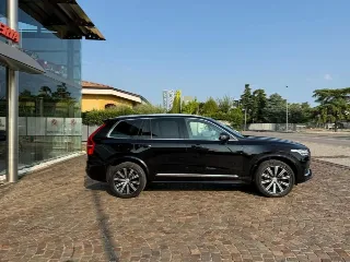 Foto 3 di 24: VOLVO XC90