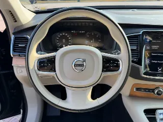 Foto 9 di 24: VOLVO XC90