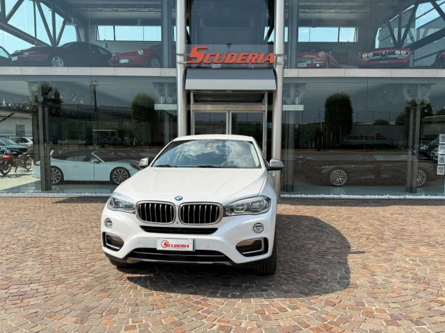 BMW X6