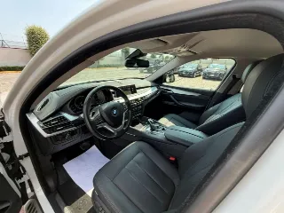 Foto 8 di 23: BMW X6
