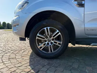 Foto 17 di 22: FORD Ranger