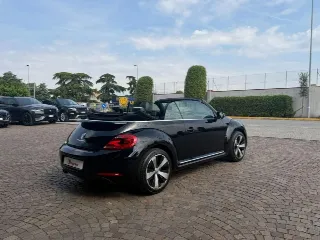 Foto 4 di 28: VOLKSWAGEN Maggiolino