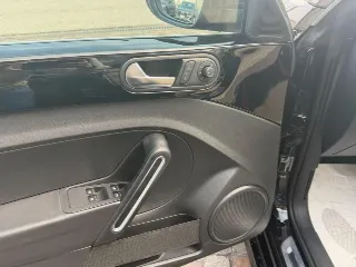 Foto 7 di 28: VOLKSWAGEN Maggiolino