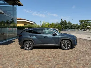 Foto 3 di 20: HYUNDAI Tucson