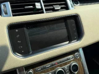 Foto 18 di 23: LAND ROVER Range Rover Sport