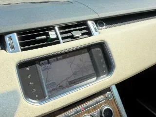 Foto 19 di 23: LAND ROVER Range Rover Sport