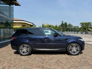 Foto 3 di 23: LAND ROVER Range Rover Sport