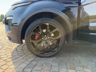 Foto 24 di 25: LAND ROVER Range Rover Evoque