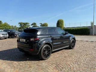 Foto 4 di 25: LAND ROVER Range Rover Evoque