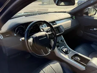 Foto 9 di 25: LAND ROVER Range Rover Evoque