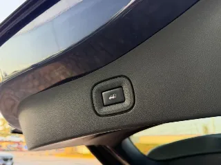 Foto 19 di 25: RENAULT Koleos